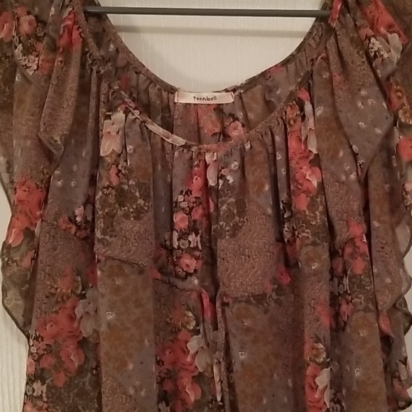 Blouse - Picture 2 of 3